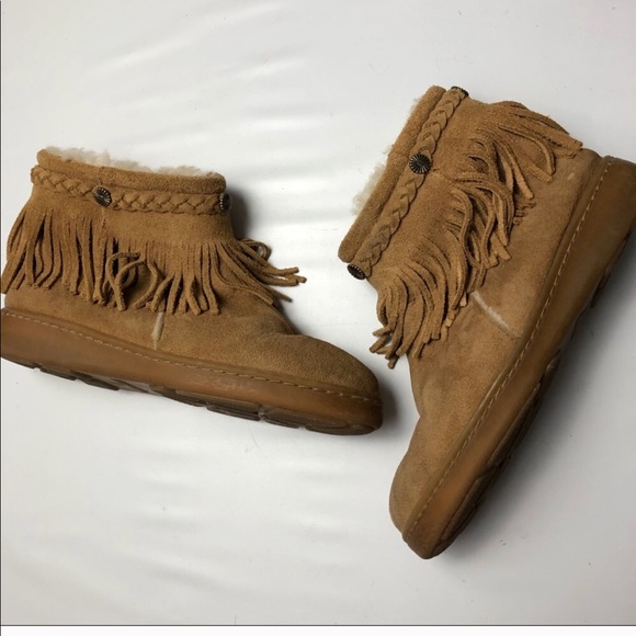 2 pairs MINNETONKA Moccasin fringe shearling Suede Booties - Picture 11 of 13